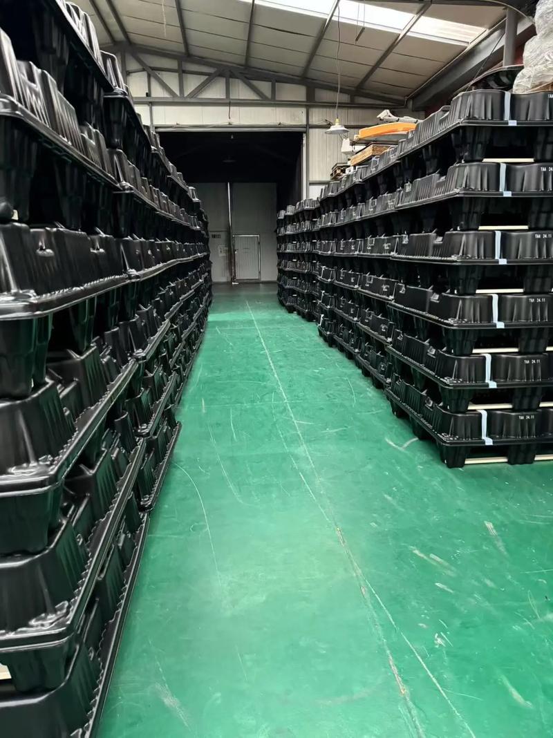 汽车零部件周转用PVC吸塑托盘 柔性生产线上的隐形守护者