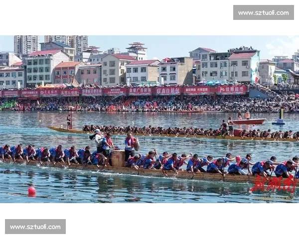 集纳｜麻阳龙舟：陆上行舟的千年图腾与乡愁